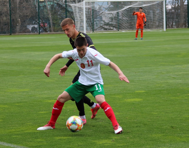 България U17 записа нулево равенство срещу Косово